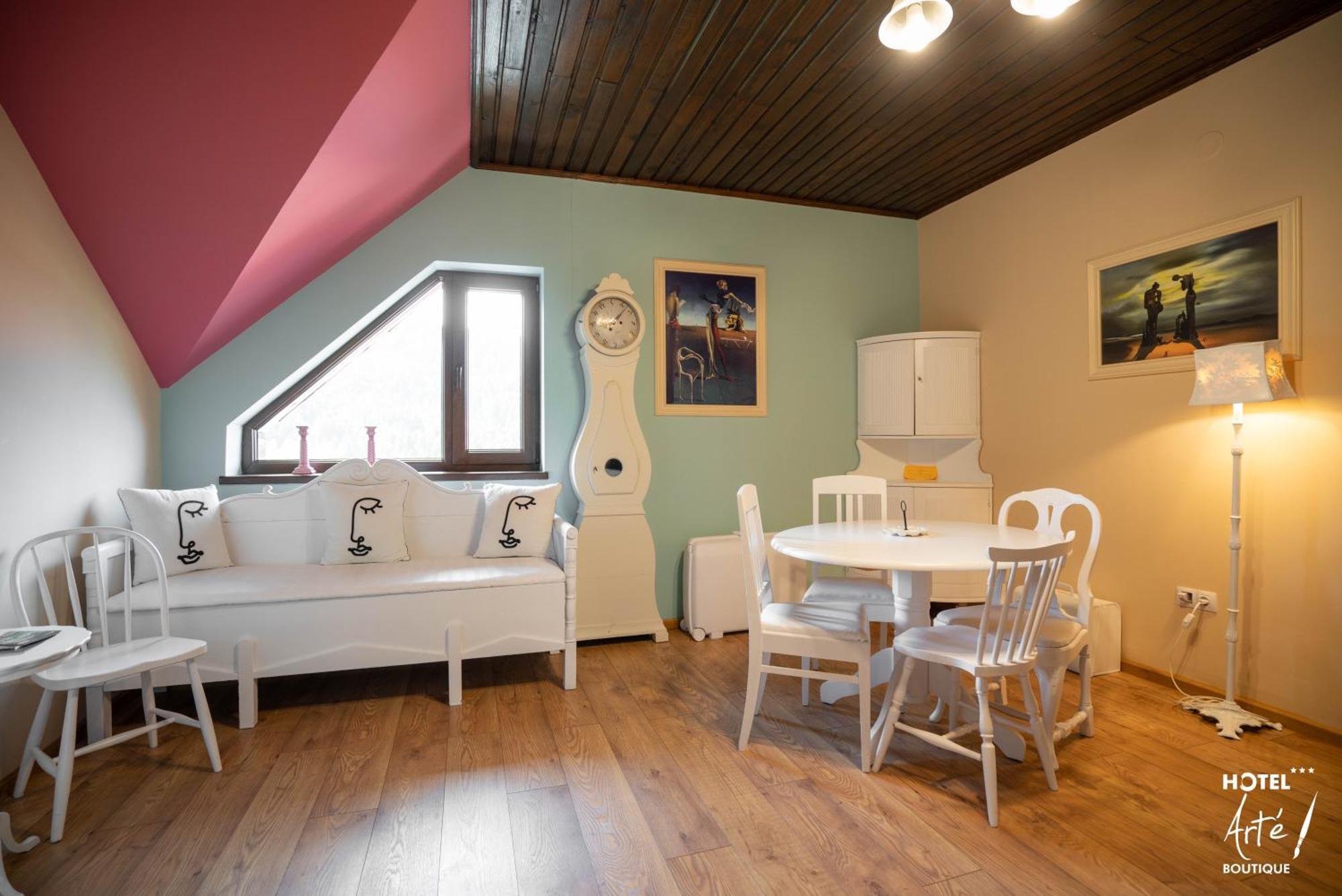 Art'E Boutique Rooms BaileTusnad Dış mekan fotoğraf