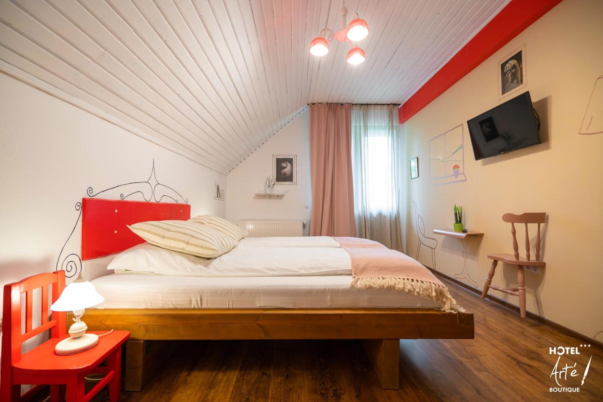 Art'E Boutique Rooms BaileTusnad Dış mekan fotoğraf