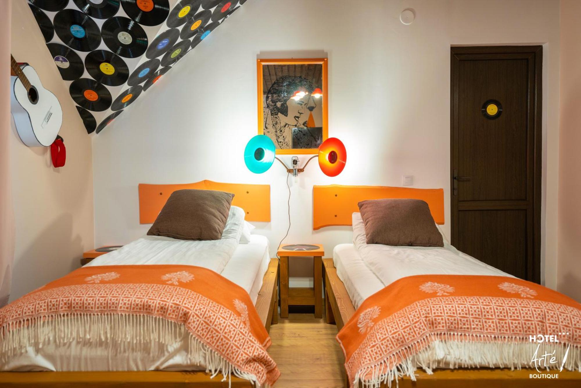 Art'E Boutique Rooms BaileTusnad Dış mekan fotoğraf