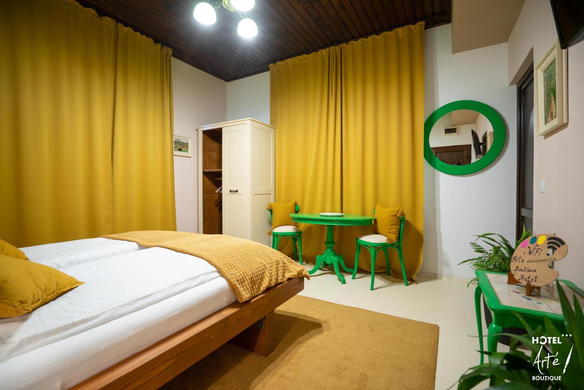 Art'E Boutique Rooms BaileTusnad Dış mekan fotoğraf